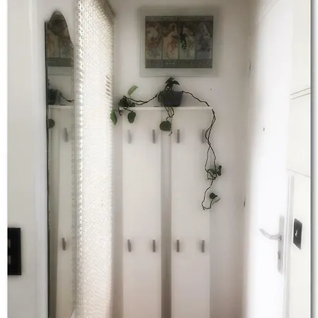 Stella Yardena Apartment
